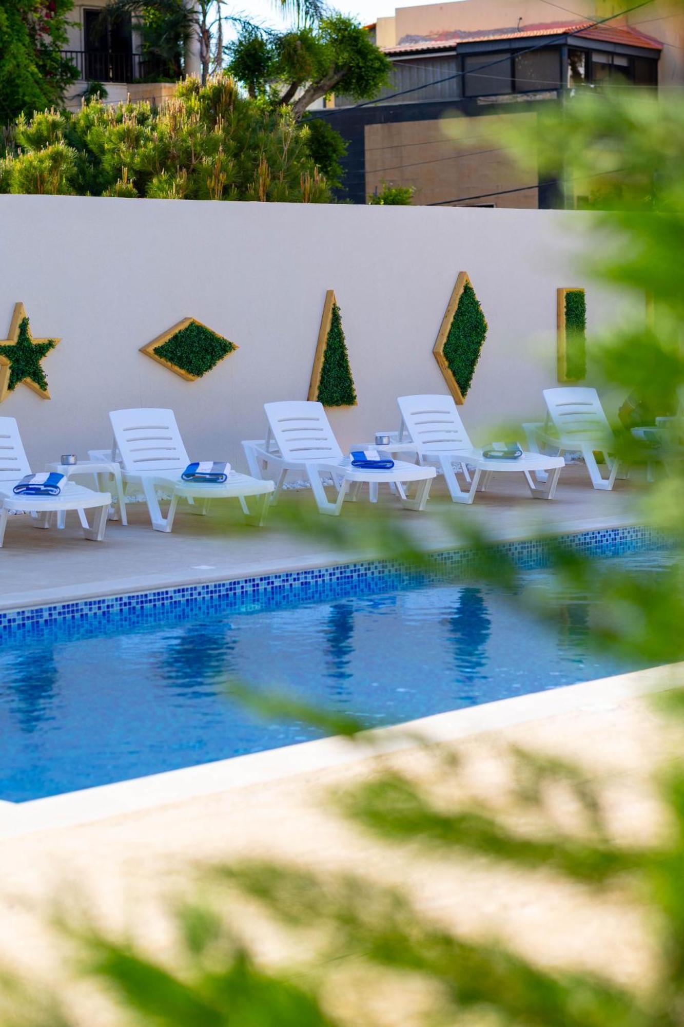 Mateus Hotel & Pool Jounieh Eksteriør bilde