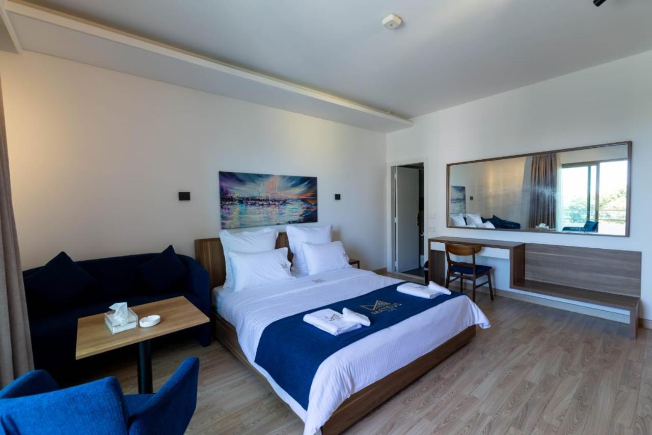 Mateus Hotel & Pool Jounieh Eksteriør bilde